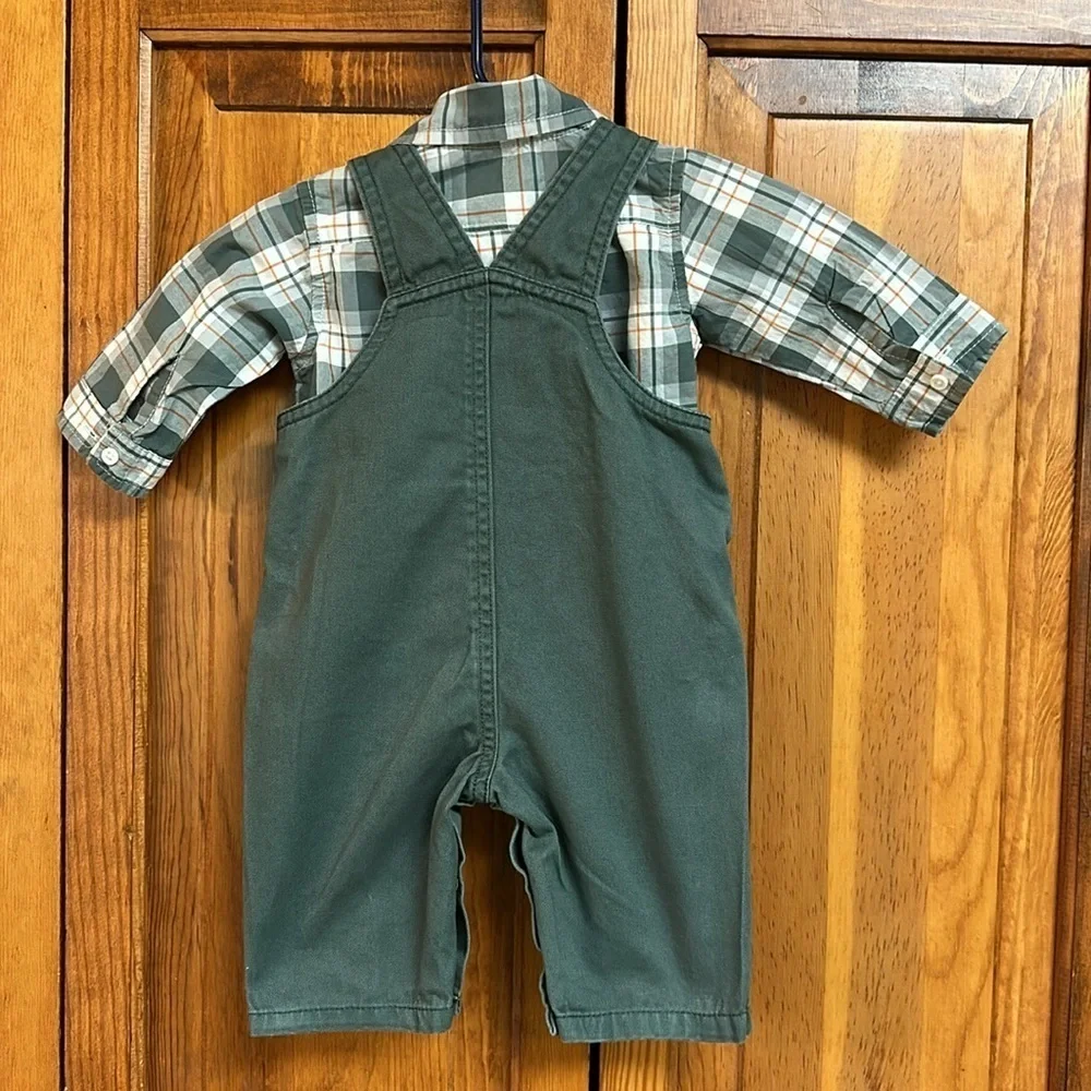 Carter’s Infant Boys 2 Piece Plaid Button-down Shirt & Green Overall Set 3 M